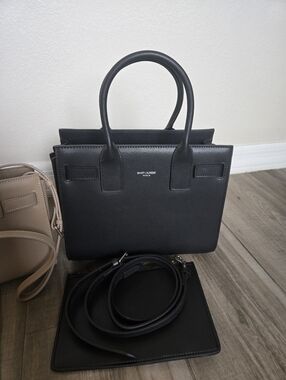 Black Top-Handle Tote Medium Size